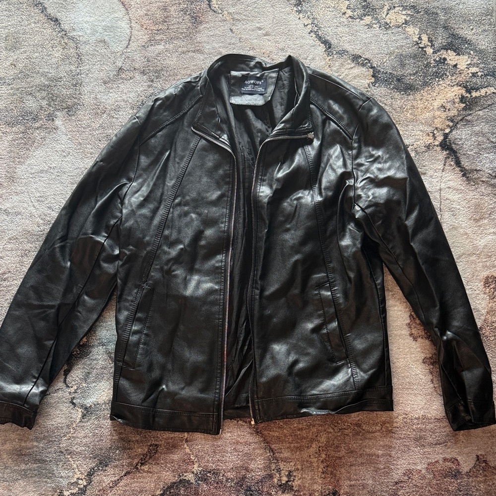Men’s Leather Jacket